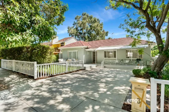 3 BROMLEY ROAD, Hilton, WA 6163