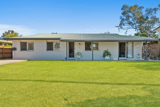 3 Callaghan Street, Norman Gardens, Qld 4701