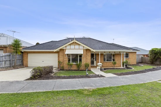 3 Cedarville Close, Highton, Vic 3216