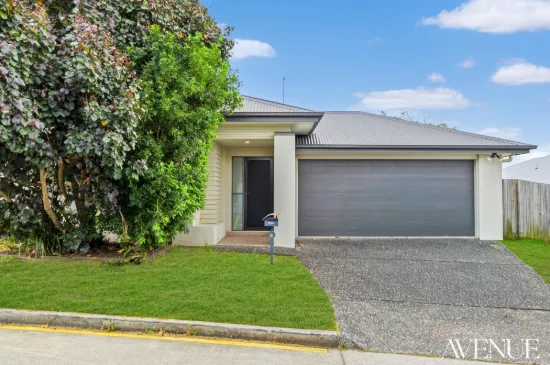 3 Chandon Court, Hillcrest, Qld 4118