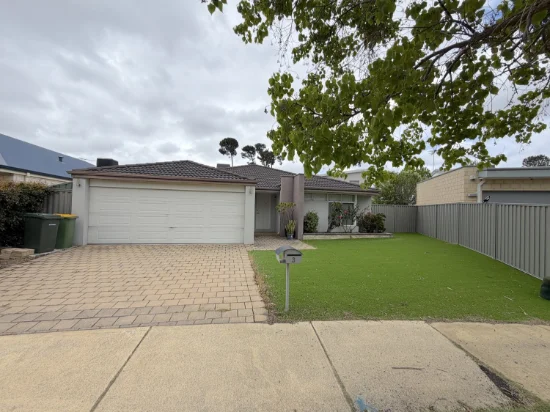 3 Chapel Way, Piara Waters, WA 6112 - For Rent