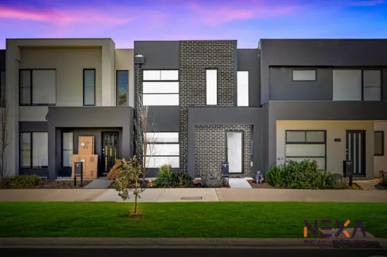 3 Clapton Lane, Donnybrook, Vic 3064