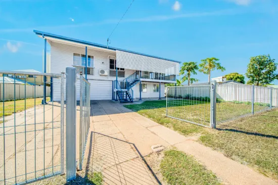 3 Dearden Place, Emerald, Qld 4720