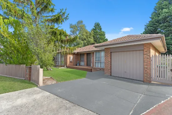 3 Dulgai Court, Frankston, Vic 3199