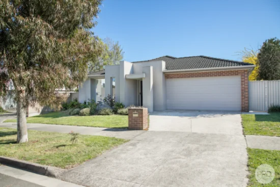 3 Echo Place, Alfredton, Vic 3350