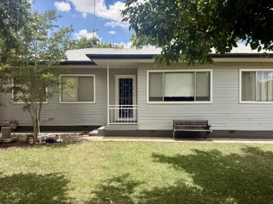 3 Elliot Street, Forbes, NSW 2871