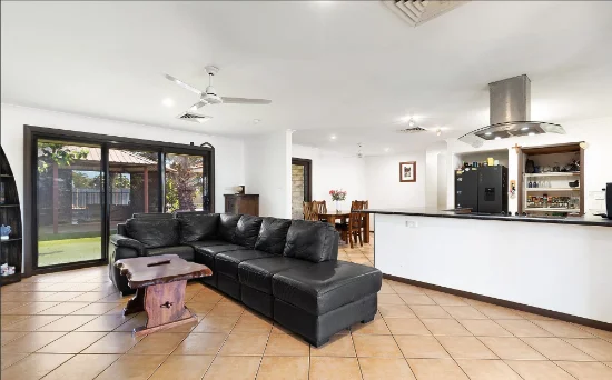3 Elliott Crescent, Dampier, WA 6713-Image