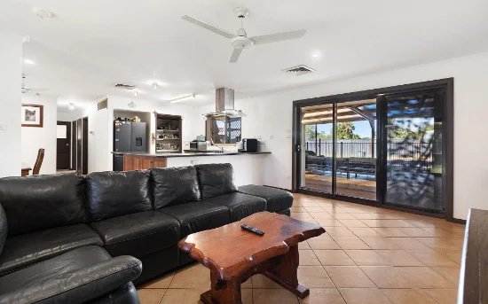 3 Elliott Crescent, Dampier, WA 6713-Image