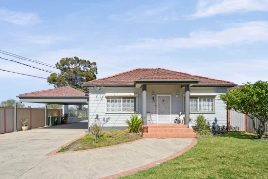 3 Endeavour Road, Georges Hall, NSW 2198