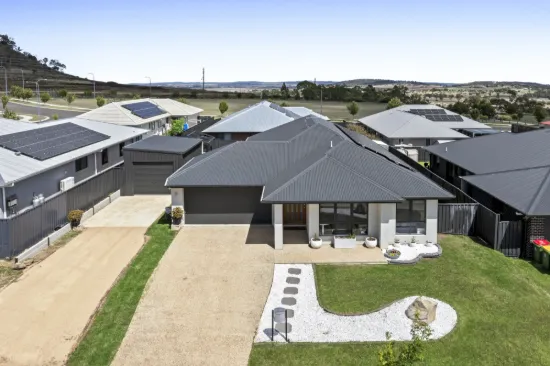 3 Fortescue Street, Torrington, Qld 4350