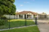 3 Gilbert Court, Hillcrest, Qld 4118