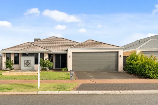 3 Gippsland Way, Ellenbrook, WA 6069