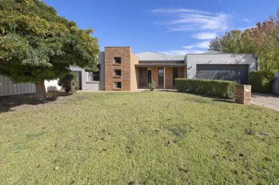 3 Hakea Street, Swan Hill, Vic 3585