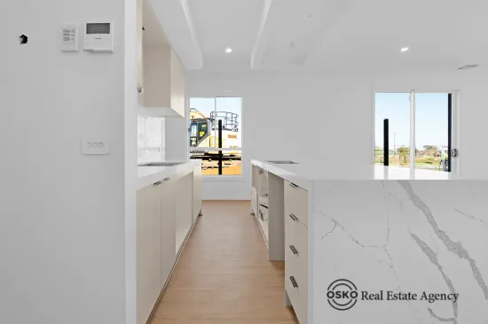 3 Hardwick Road, Strathtulloh, Vic 3338