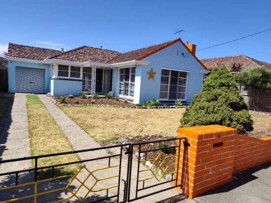 3 Hope Court, Frankston, Vic 3199 - For Rent
