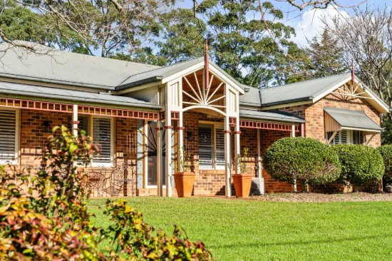 3 Ironbark Court, Highfields, Qld 4352