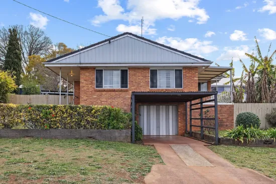 3 Jackson Street, Centenary Heights, Qld 4350