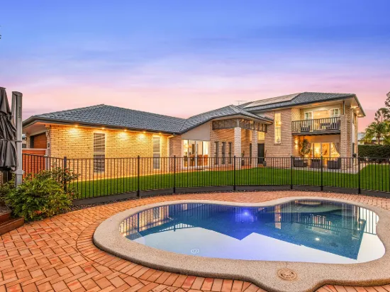 3 Joseph Place, Sinnamon Park, Qld 4073