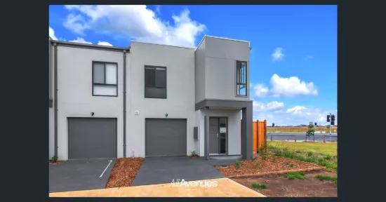 3 Khan Bvd, Clyde North, Vic 3978