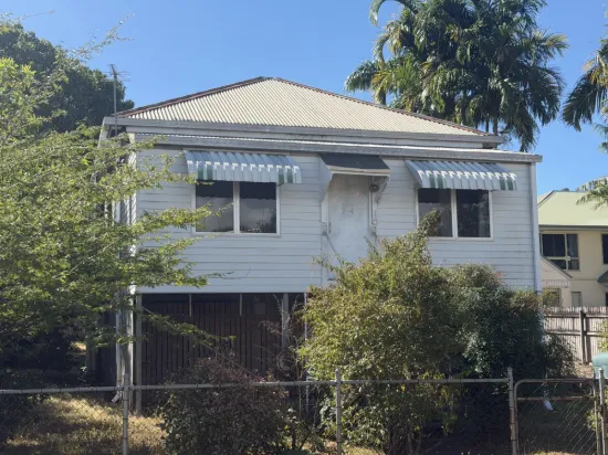 3 Lamington Road, West End, Qld 4810