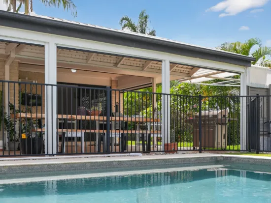 3 Landon Close, McDowall, Qld 4053