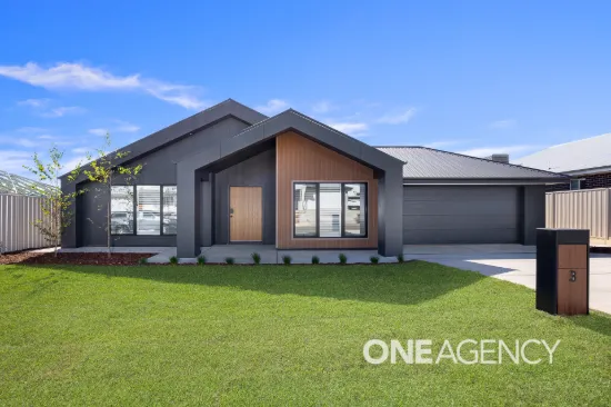 3 LAWRENCE AVENUE, Gobbagombalin, NSW 2650