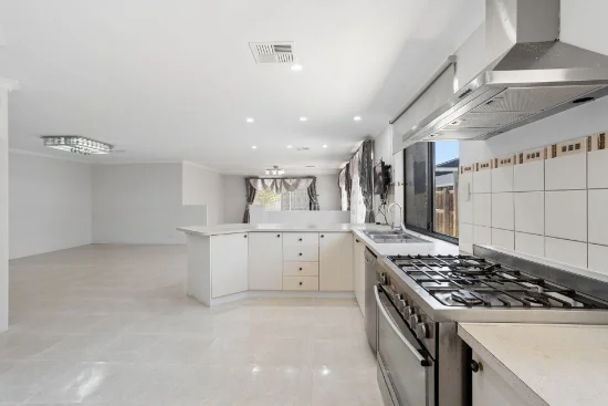 3 Leedon Drive, Ellenbrook, WA 6069 - For Rent