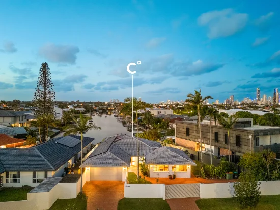 3 Lothian Avenue, Sorrento, Qld 4217
