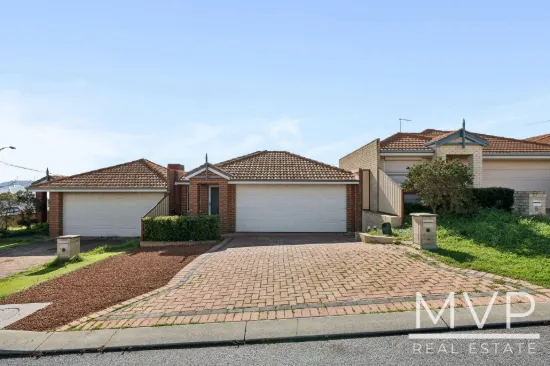 3 Magnet Close, Lake Coogee, WA 6166