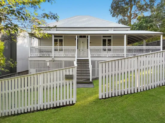 3 Manchester Terrace, Taringa, Qld 4068