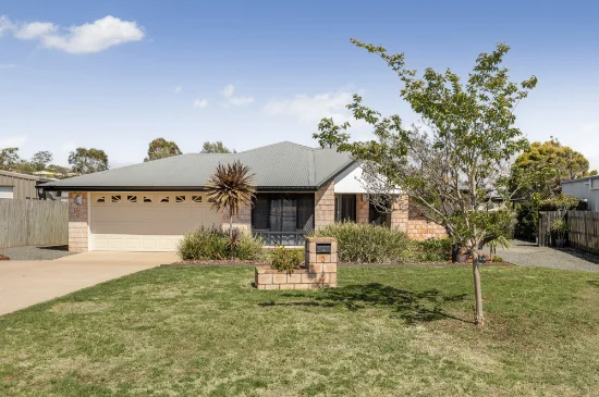 3 Marlowe Court, Westbrook, Qld 4350