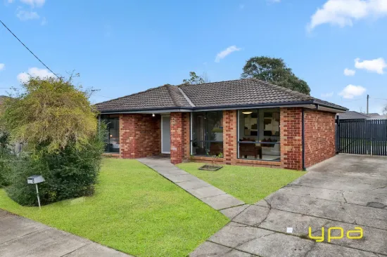 3 Maureen Close, Cranbourne West, Vic 3977