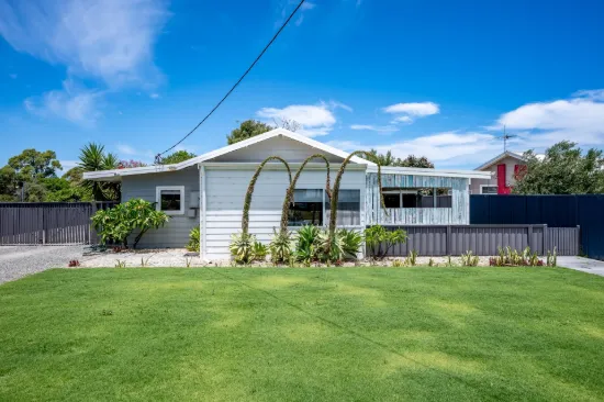 3 Mercedes Avenue, Falcon, WA 6210
