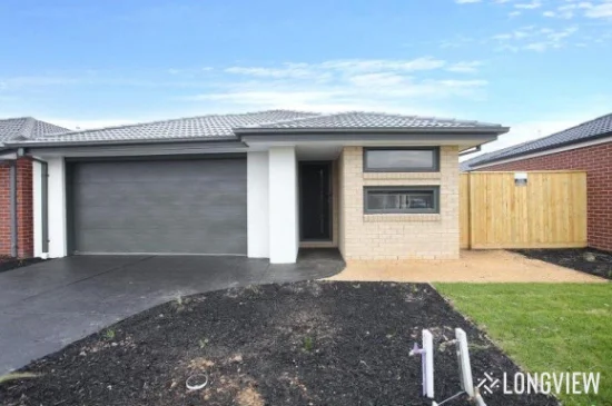 3 Millicent Parade, Officer, Vic 3809