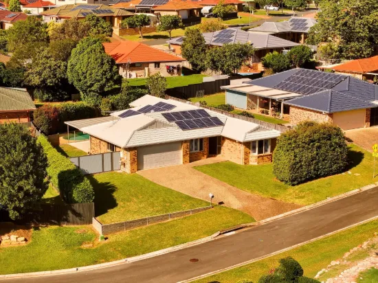 3 Ming Dynasty Court, Dakabin, Qld 4503