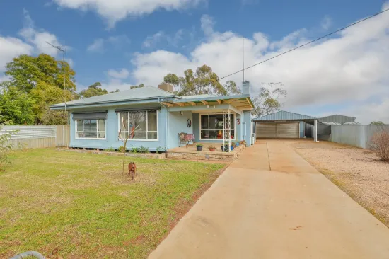 3 Mullroo Drive, Cullulleraine, Vic 3496