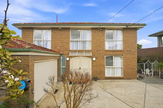3 Oak Crescent, Templestowe Lower, Vic 3107
