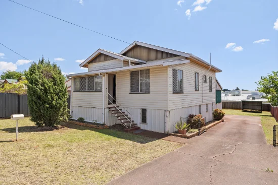 3 O'Quinn Street, Harristown, Qld 4350