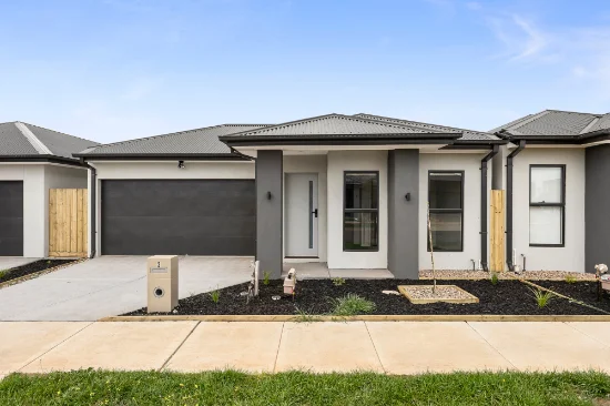 3 Palash Way, Thornhill Park, Vic 3335