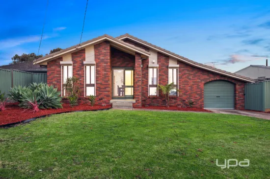 3 Peveril Close, Kings Park, Vic 3021