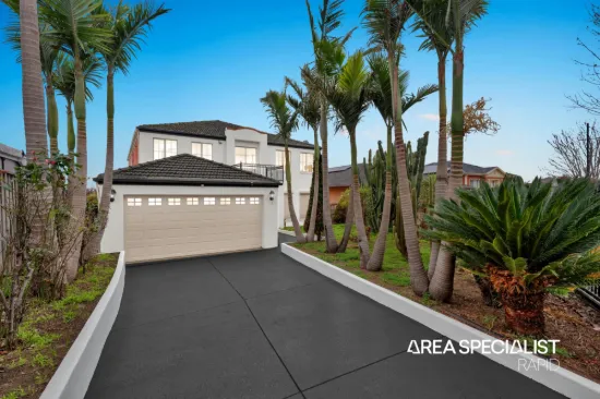 3 Redleaf Close, Hampton Park, Vic 3976