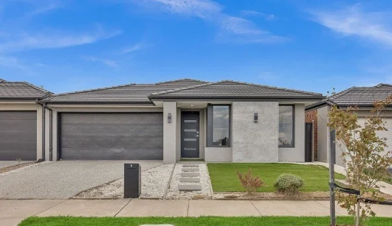 3 Reef Circuit, Clyde, Vic 3978