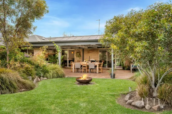 3 Sabo Place, Mount Martha, Vic 3934