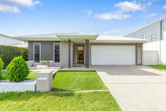 3 Salisbury Terrace, Baringa, Qld 4551