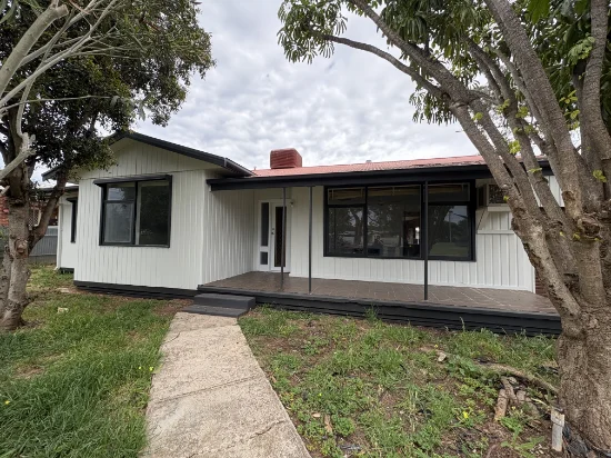3 Selkirk Street, Evanston, SA 5116