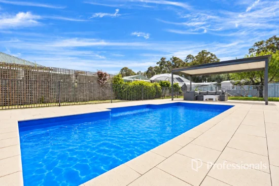 3 Shier Rise, Burekup, WA 6227