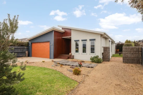 3 Shoalhaven Road, Cowes, Vic 3922 - For Sale