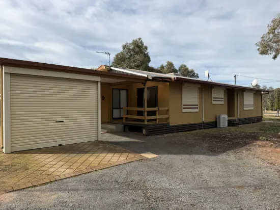 3 Sixth Street, Napperby, SA 5540