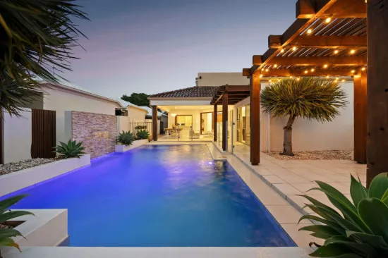 3 Starfish Way, Twin Waters, Qld 4564