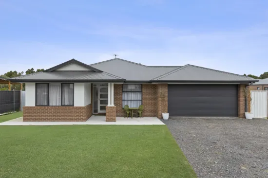 3 Stone Breaker Court, Lethbridge, Vic 3332